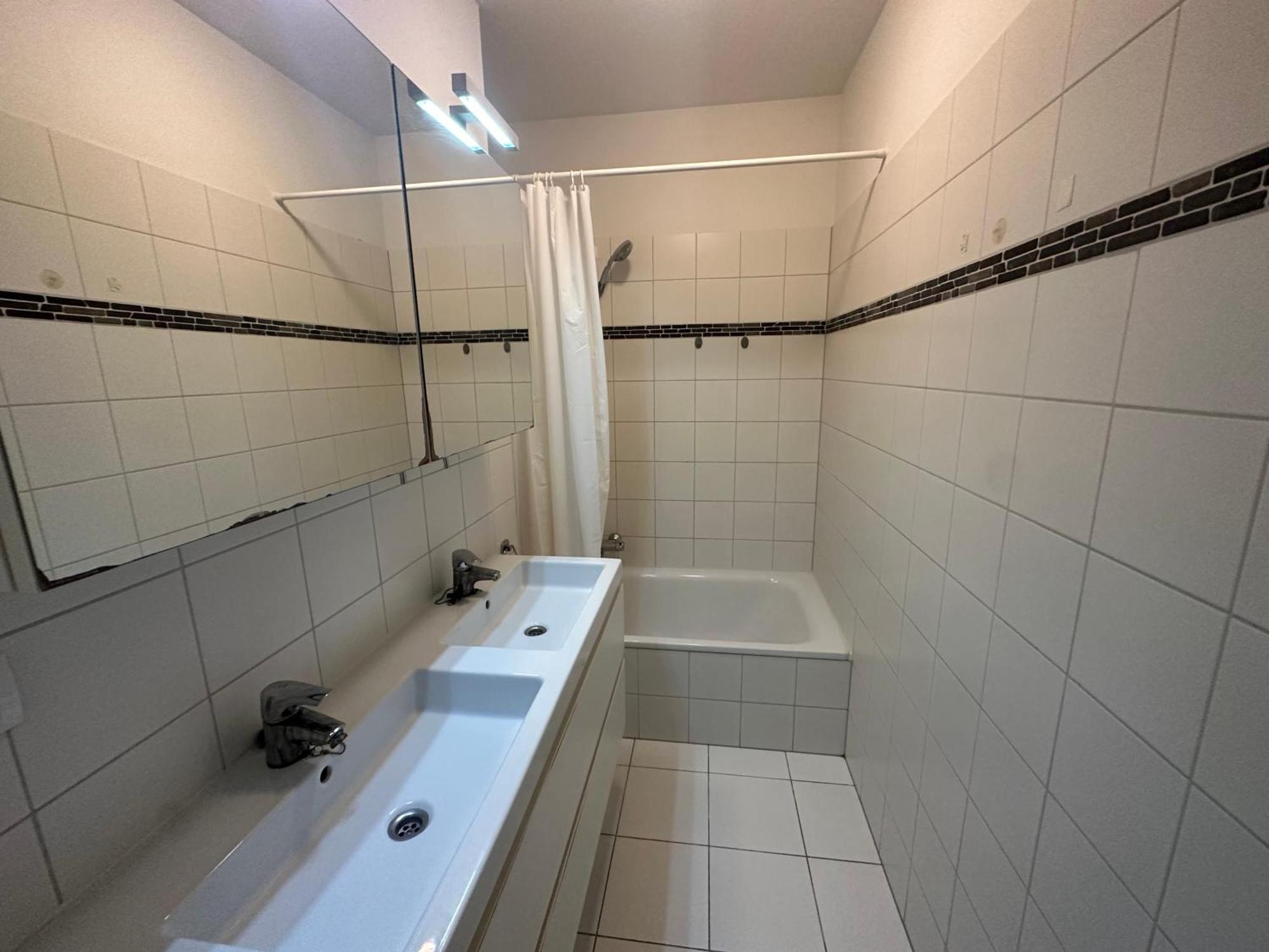2 Bedroom Apartment In Center With Balcony Brusel Exteriér fotografie